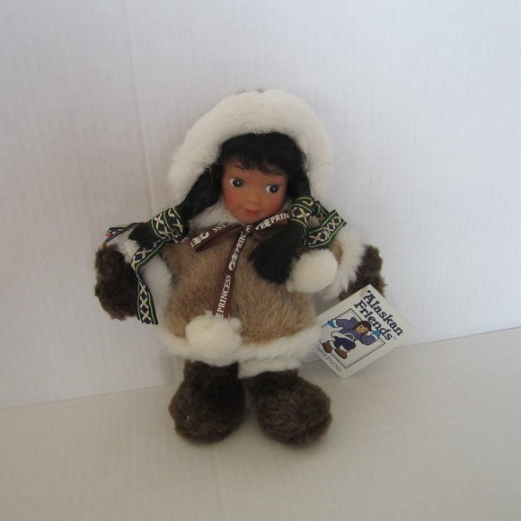 Alaskan Friends Doll - Picture 1 of 7